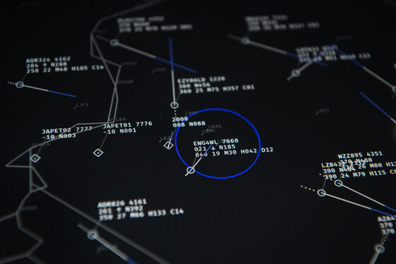 air-traffic-control-radars